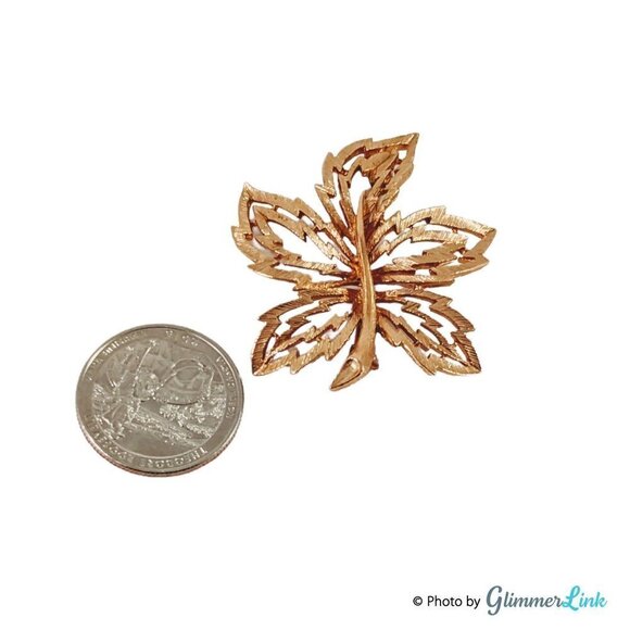 Vintage Sarah Coventry Gold Tone Maple Leaf Brooch - Picture 4 of 7